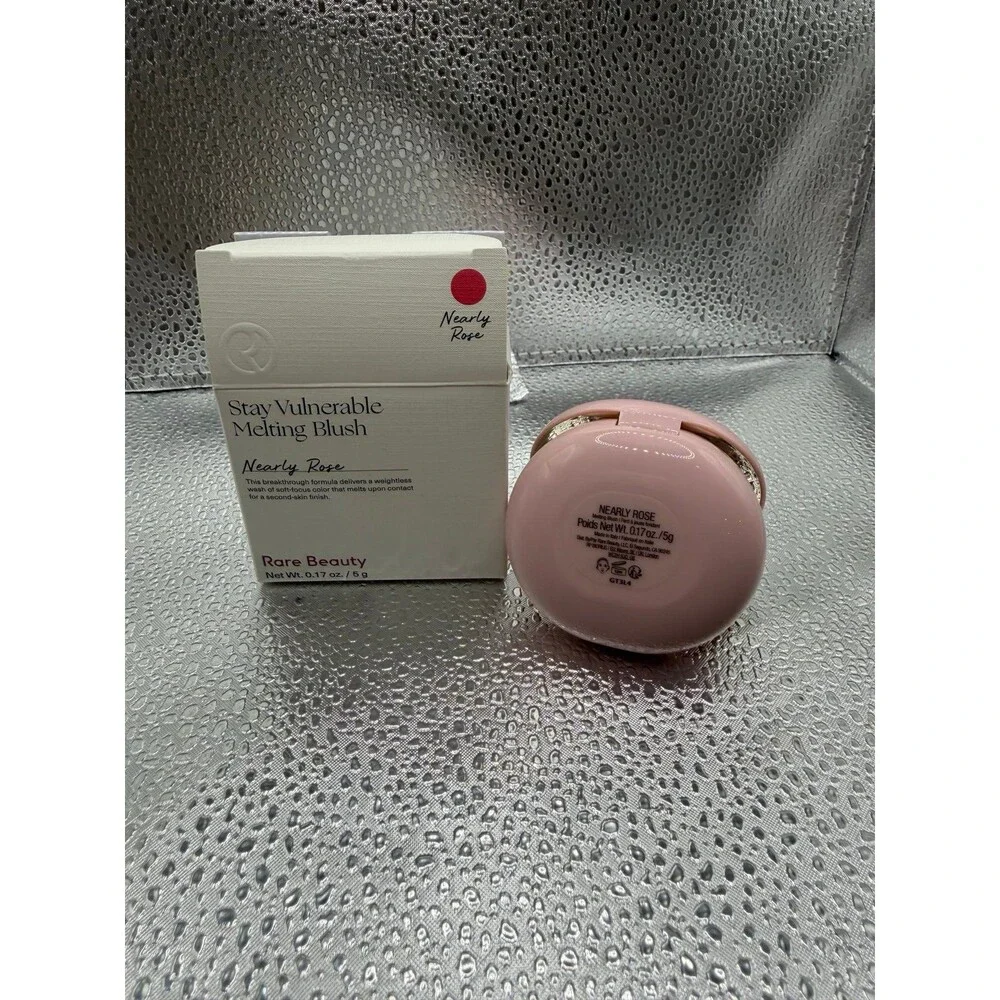 Rare Beauty Stay Vulnerable Melting Blush in Nearly Rose New